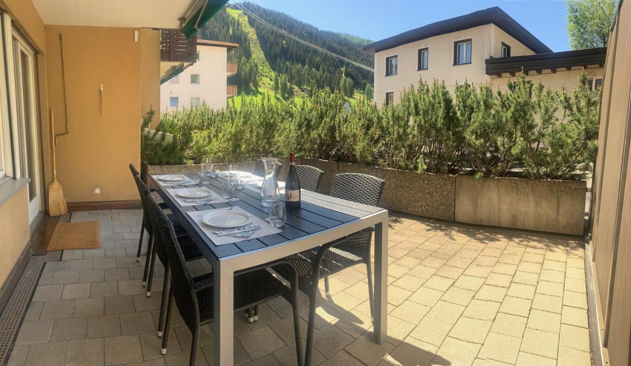 Quellenhof C01 Apartment Davos Bagian luar foto