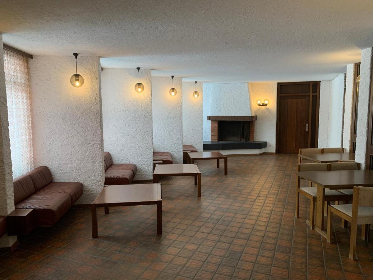 Quellenhof C01 Apartment Davos Bagian luar foto